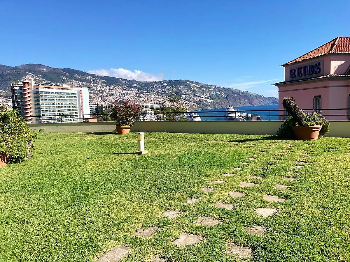 Quinta Miramar Aparthotel Funchal  Funchal (Madeira)